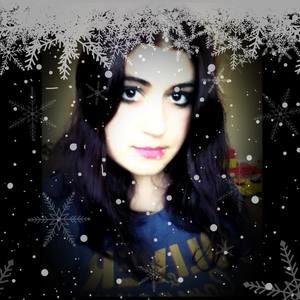 Meet your Posher, Caitlin